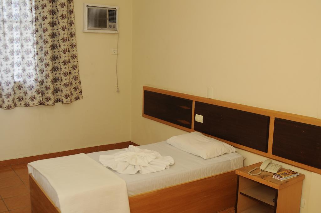 Gutemberg Plaza Hotel Nova Serrana Phòng bức ảnh
